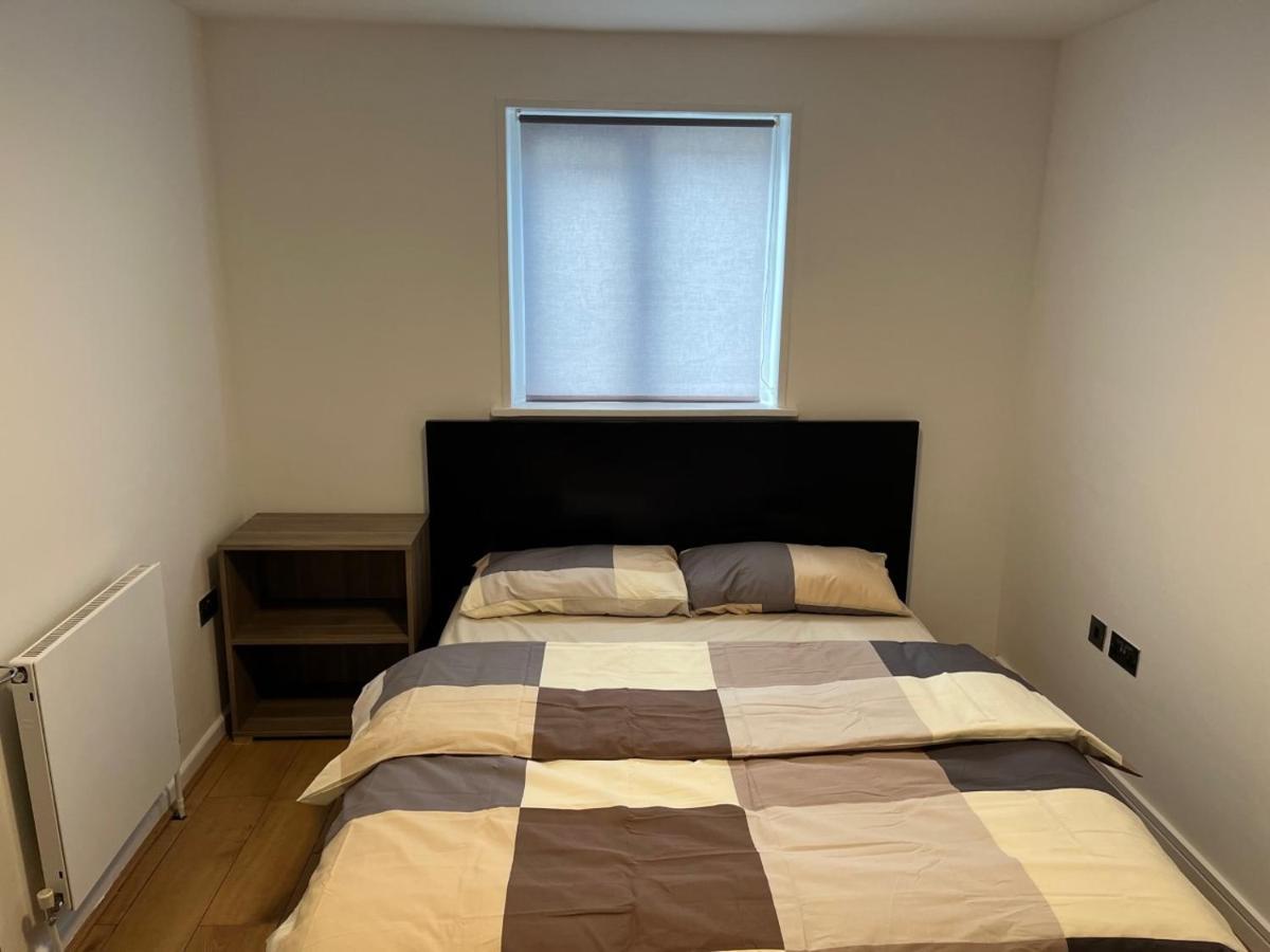 Three Bedroom House In Tooting By Star Apartments 런던 외부 사진