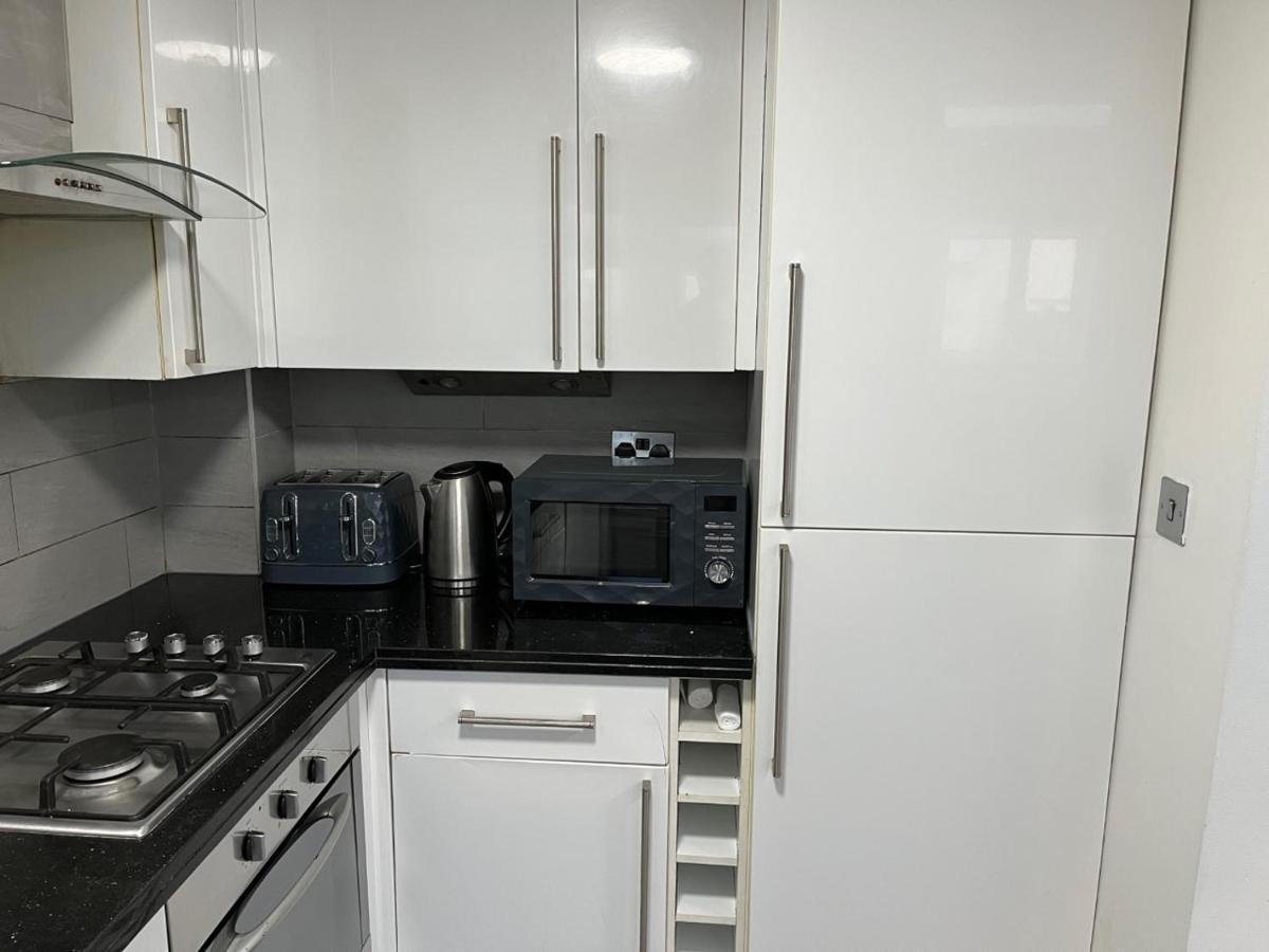 Three Bedroom House In Tooting By Star Apartments 런던 외부 사진