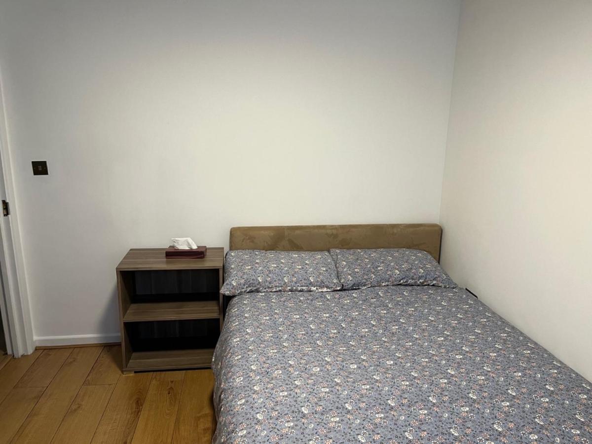 Three Bedroom House In Tooting By Star Apartments 런던 외부 사진