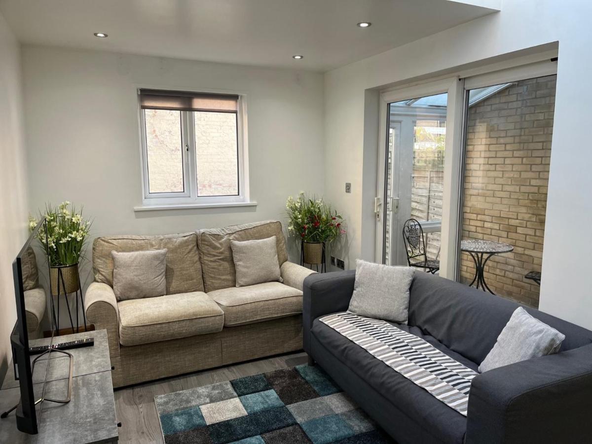 Three Bedroom House In Tooting By Star Apartments 런던 외부 사진